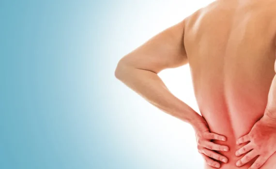 Kafra, mentol, rožmarin, evkaliptus - Te sestavine pomagajo pri težavah s hrbtom
